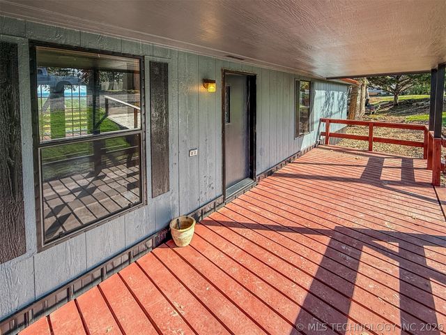 18029 W Sugar Hollow Road, Park Hill, OK 74451