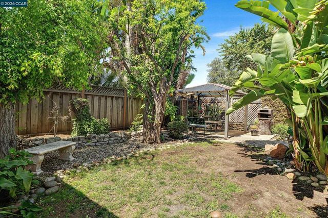 17380 Via San Ardo, San Lorenzo, CA 94580