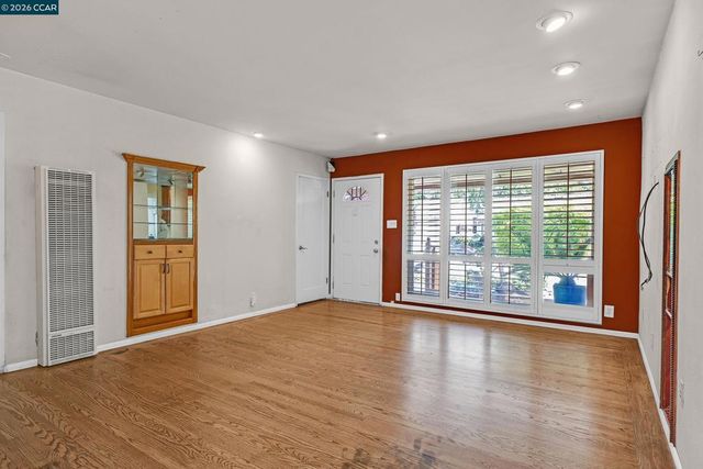 17380 Via San Ardo, San Lorenzo, CA 94580