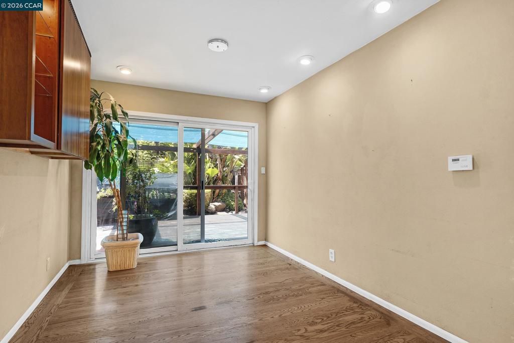 Image 10 of property listing at 17380 Via San Ardo, San Lorenzo, CA 94580