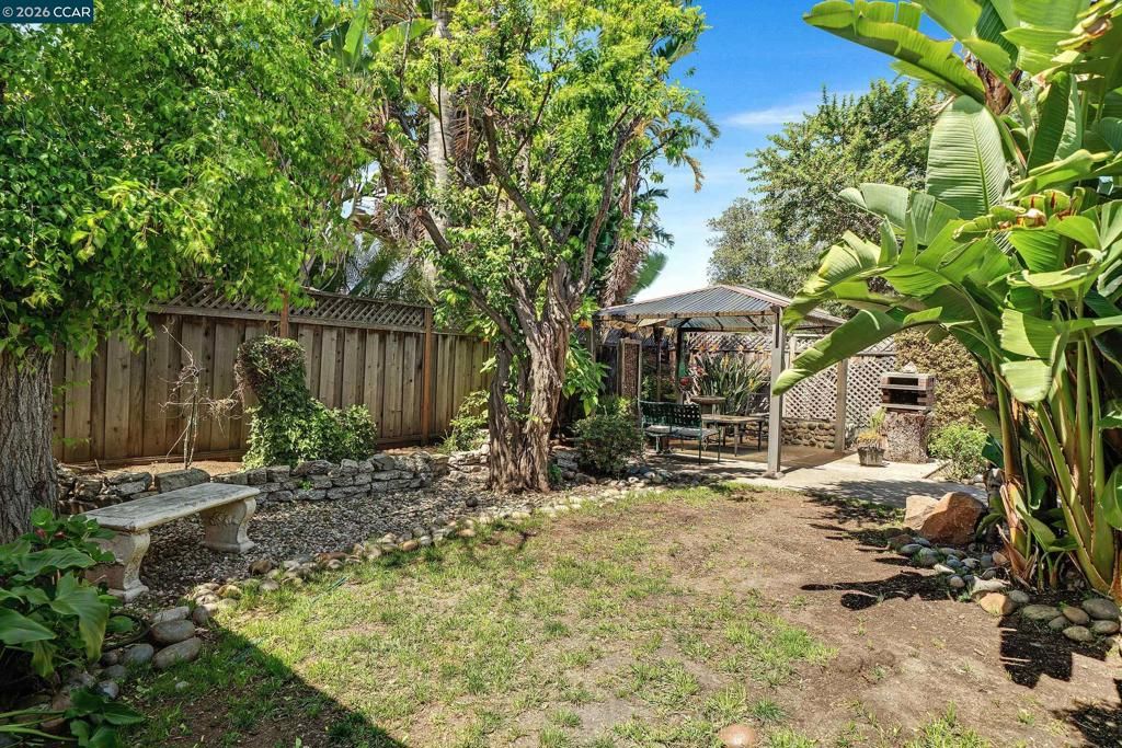 Image 31 of property listing at 17380 Via San Ardo, San Lorenzo, CA 94580