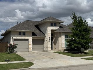 2004 Stirling ST, Leander, TX 78641
