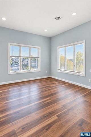 Anderson Anderson 3, Cliffside Park, NJ 07010