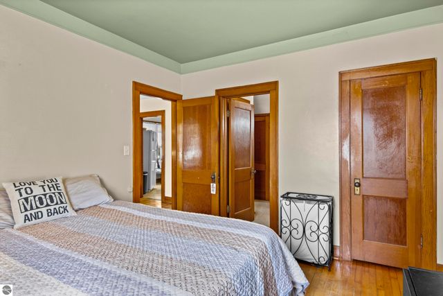 8952 S Kasson Street, Cedar, MI 49621