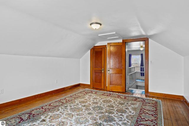 8952 S Kasson Street, Cedar, MI 49621