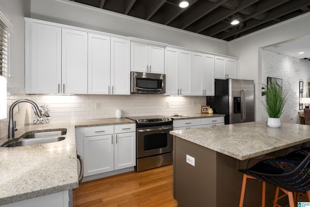 1103 BARRISTERS COURT, Birmingham, AL 35242