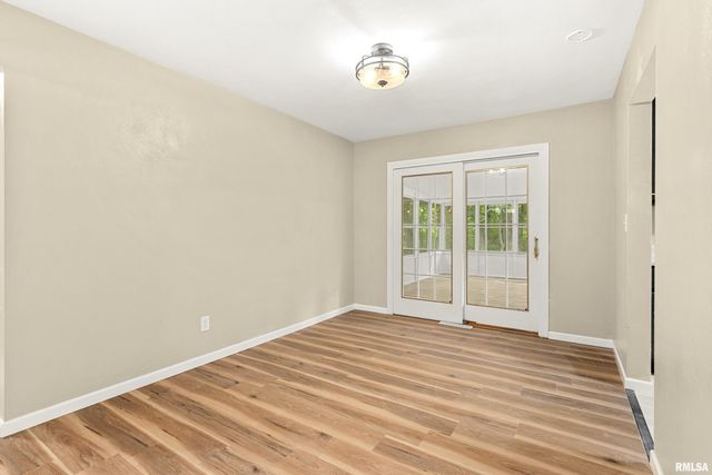 5127 N KAREN Court, Peoria, IL 61615