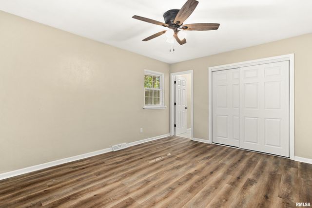 5127 N KAREN Court, Peoria, IL 61615