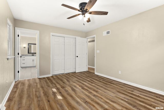 5127 N KAREN Court, Peoria, IL 61615