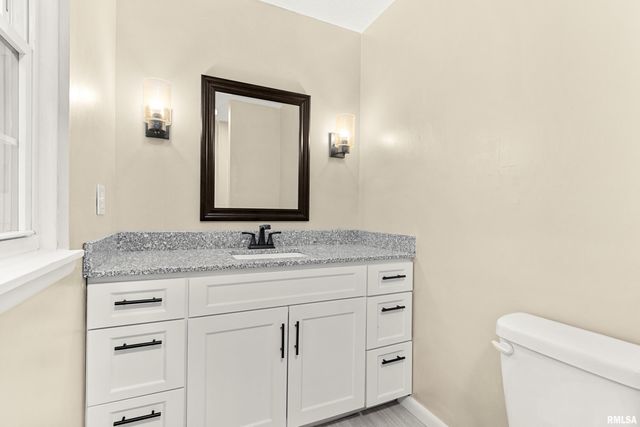 5127 N KAREN Court, Peoria, IL 61615