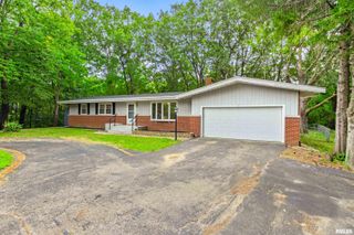 5127 N KAREN Court, Peoria, IL 61615