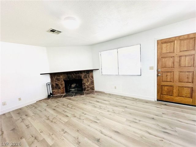 1113 North Buffalo Drive 201, Las Vegas, NV 89128