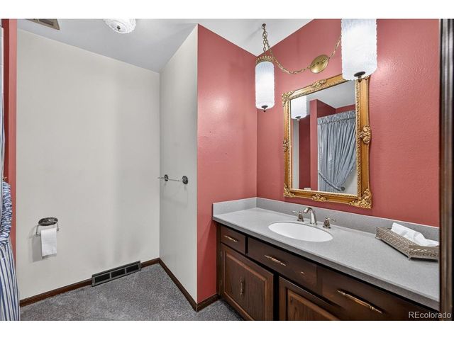 7135 S Costilla St, Littleton, CO 80120