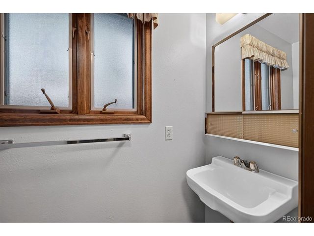7135 S Costilla St, Littleton, CO 80120