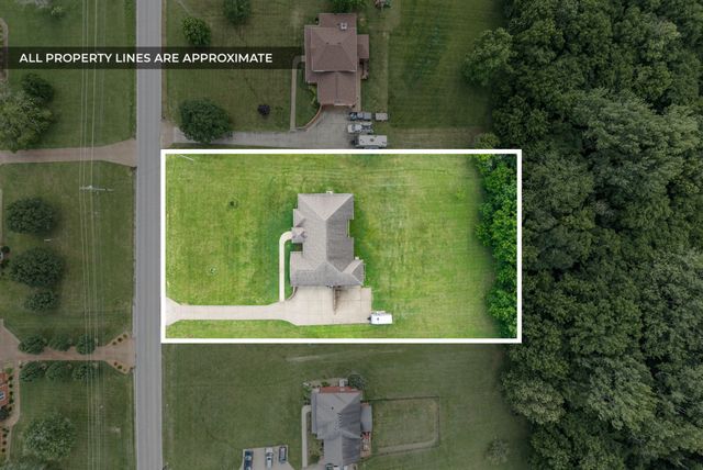 2447 Pleasant View Rd, Pleasant View, TN 37146