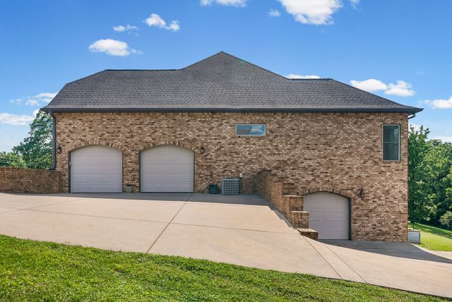 2447 Pleasant View Rd, Pleasant View, TN 37146