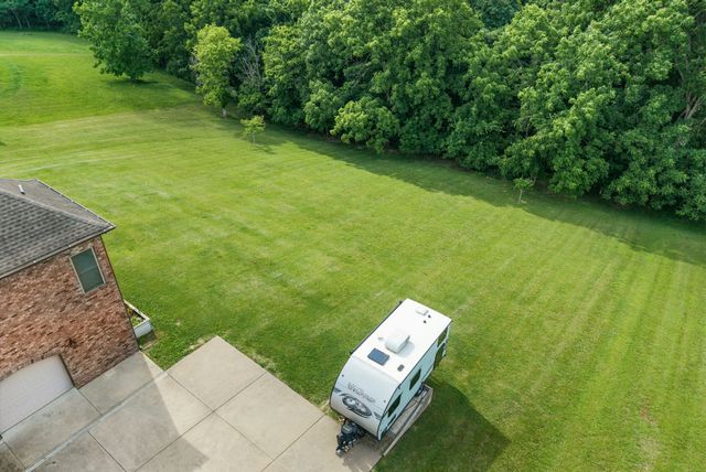 2447 Pleasant View Rd, Pleasant View, TN 37146