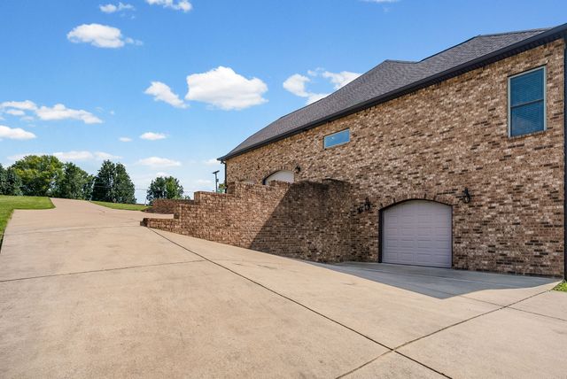 2447 Pleasant View Rd, Pleasant View, TN 37146