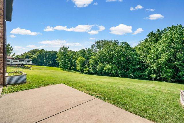 2447 Pleasant View Rd, Pleasant View, TN 37146