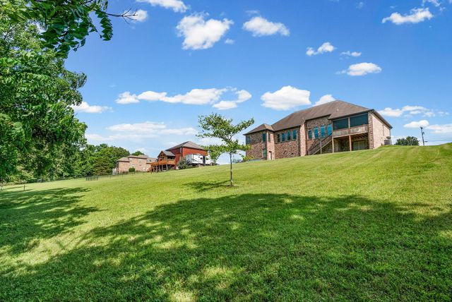 2447 Pleasant View Rd, Pleasant View, TN 37146