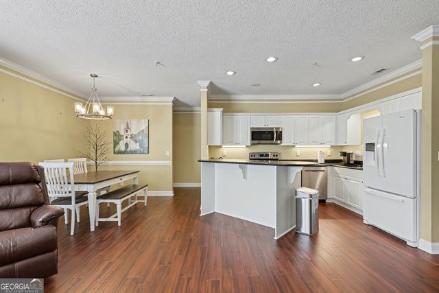 146 Gleneagle Court 202, Clayton, GA 30525