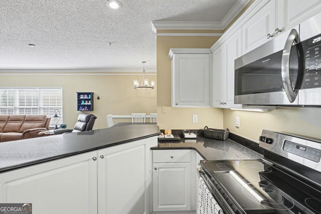 146 Gleneagle Court 202, Clayton, GA 30525