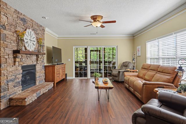 146 Gleneagle Court 202, Clayton, GA 30525