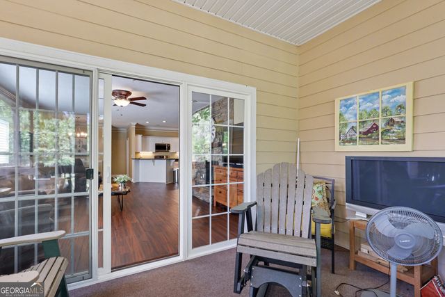 146 Gleneagle Court 202, Clayton, GA 30525