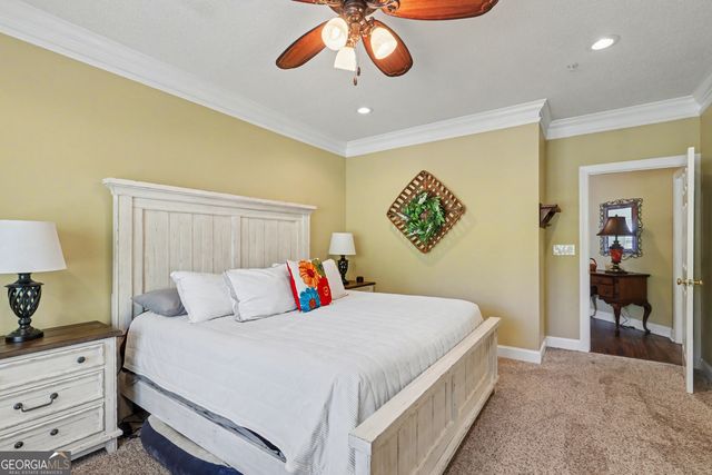 146 Gleneagle Court 202, Clayton, GA 30525