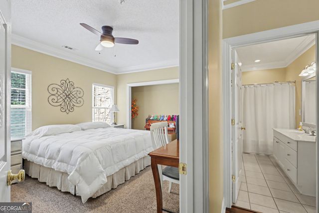 146 Gleneagle Court 202, Clayton, GA 30525