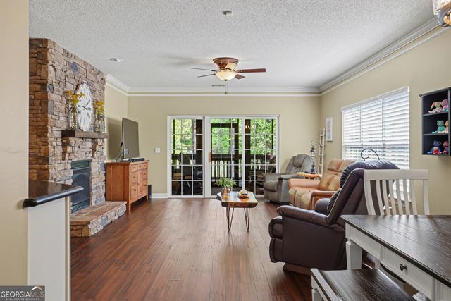 146 Gleneagle Court 202, Clayton, GA 30525