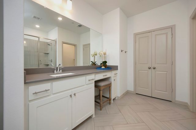 425 Parkside Drive, Argyle, TX 76226