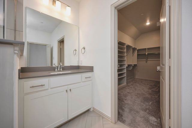 425 Parkside Drive, Argyle, TX 76226