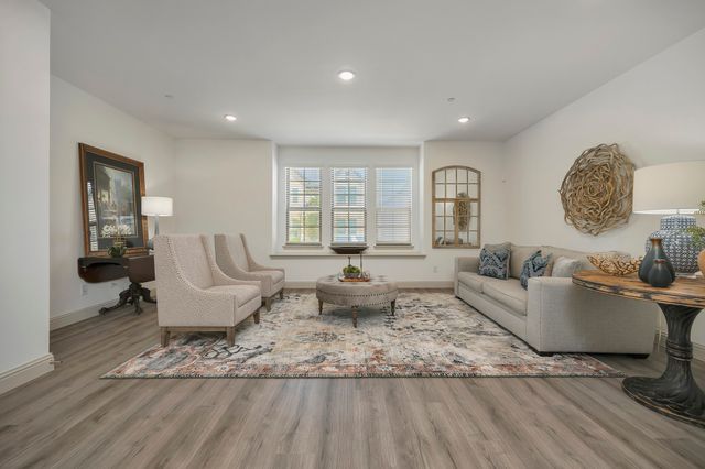 425 Parkside Drive, Argyle, TX 76226