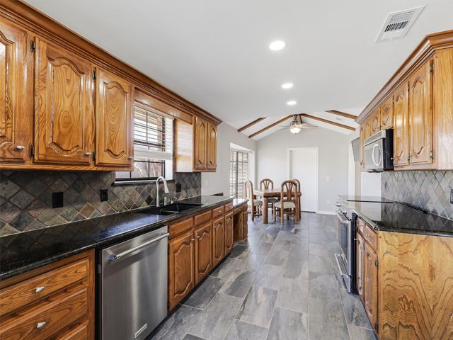 4200 Emerson Drive, Plano, TX 75093