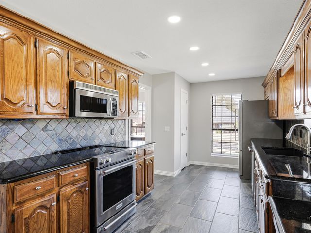 4200 Emerson Drive, Plano, TX 75093