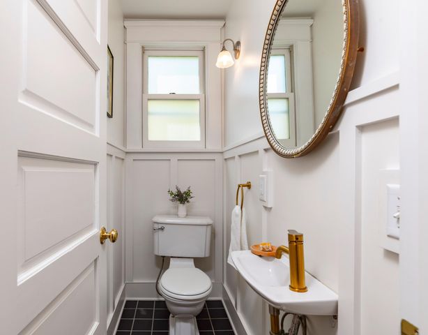 928 Linwood Avenue, Saint Paul, MN 55105