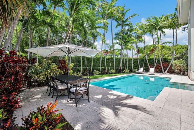 797 Ridgewood Rd, Key Biscayne, FL 33149