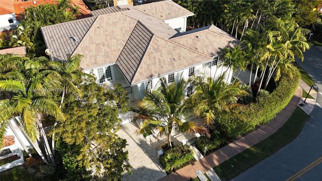 797 Ridgewood Rd, Key Biscayne, FL 33149