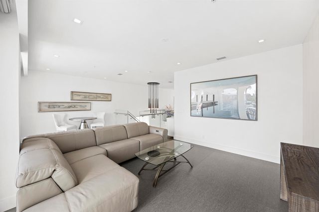 3055 Waterside Circle, Boynton Beach, FL 33435