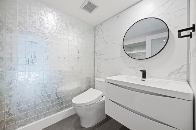 3055 Waterside Circle, Boynton Beach, FL 33435