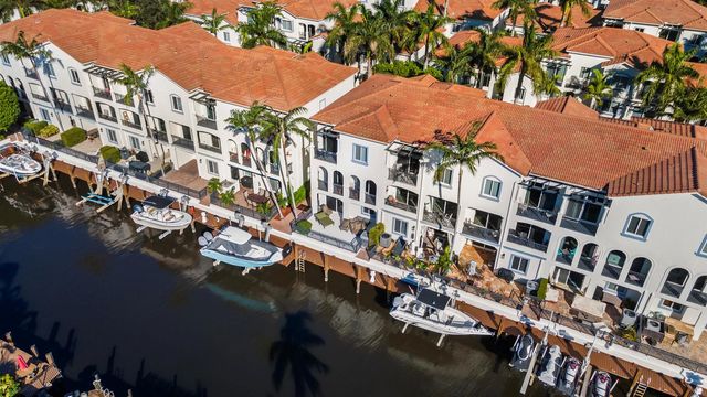 3055 Waterside Circle, Boynton Beach, FL 33435