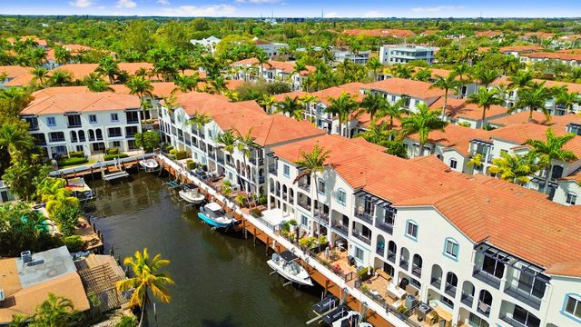3055 Waterside Circle, Boynton Beach, FL 33435