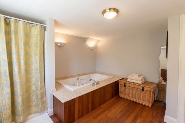 146 Calef Highway, Barrington, NH 03825