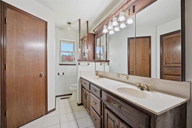 10141 S Land Avenue, Oklahoma City, OK 73159