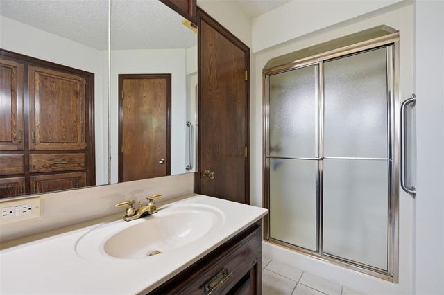 10141 S Land Avenue, Oklahoma City, OK 73159