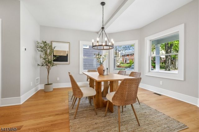 110 Elmwood Rd, Verona Twp., NJ 07044