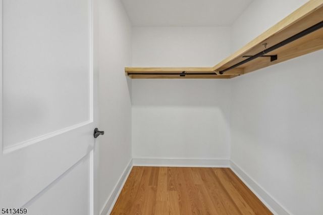 110 Elmwood Rd, Verona Twp., NJ 07044