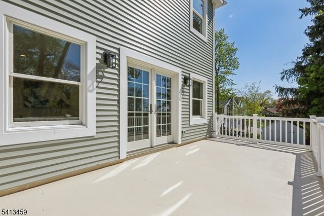 110 Elmwood Rd, Verona Twp., NJ 07044