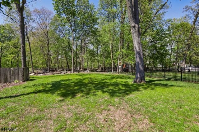 110 Elmwood Rd, Verona Twp., NJ 07044